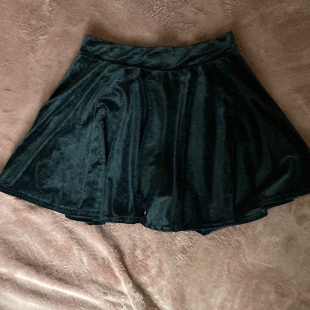 Velvet black mini skirt